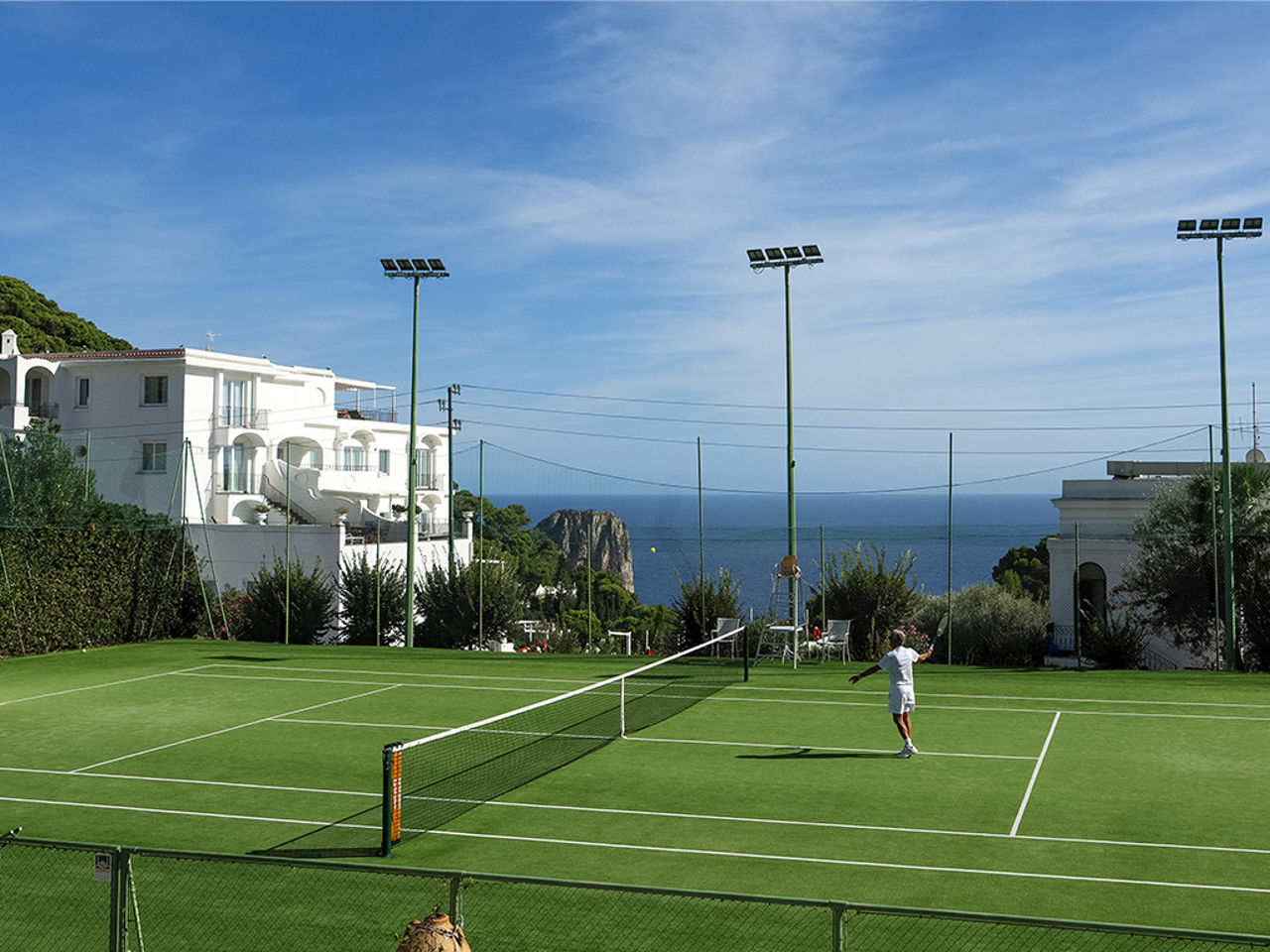 Dettaglio della rete sul campo da tennis